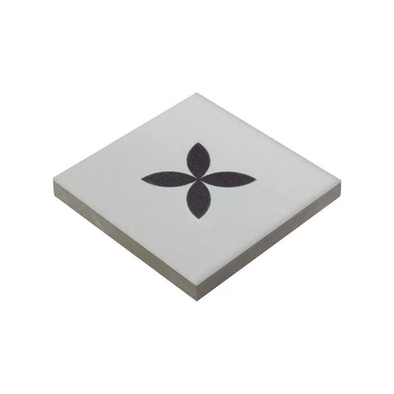 Nézd meg most Porcelán Kőedény Csempék Genexia Fekete Fehér Decor 4 Rosone 4,6x4,6cm