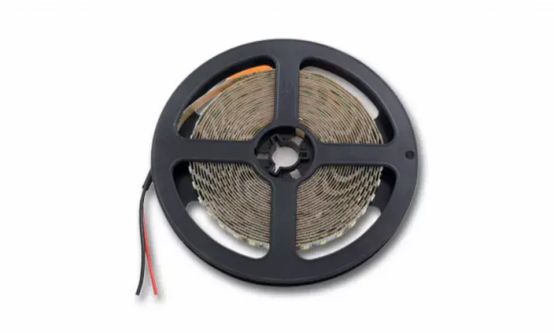 MasterLED Prémium 2835 120 LED/m 12 V IP20 6500K LED szalag 5 m / tekercs Árcsökkenés