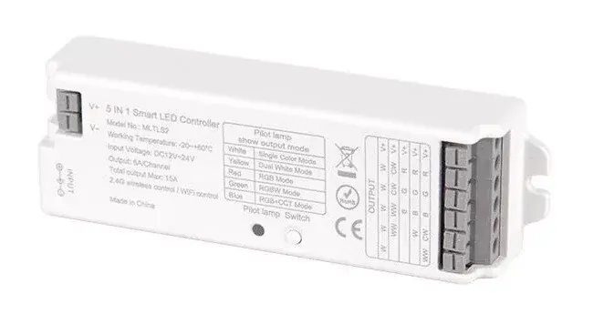 Vedd meg most MasterLED 5 in1 RF 12/24V 15A LED vezérlő