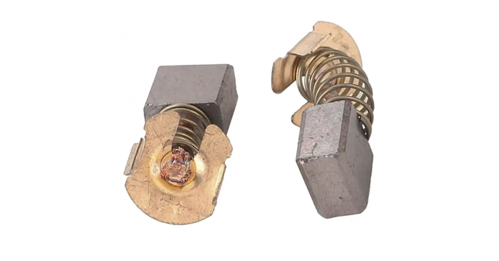 Gyors kiszállítás MAKITA 194435-6 SZÉNKEFE CB-441 BHR202RFE,BJR181RFE,BTW450RF